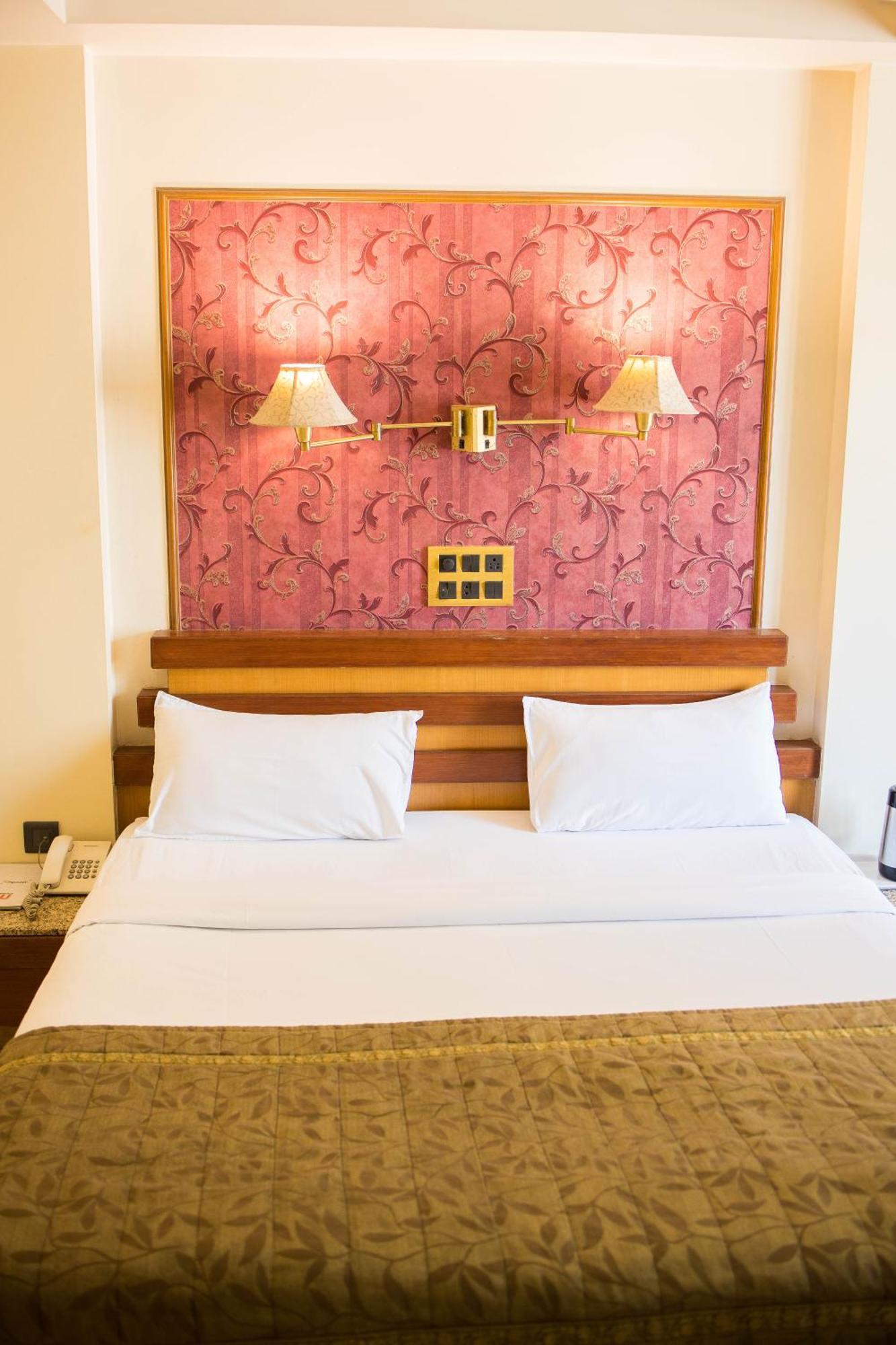 Hotel Deccan Royaale, Shivajinagar Pune Luaran gambar
