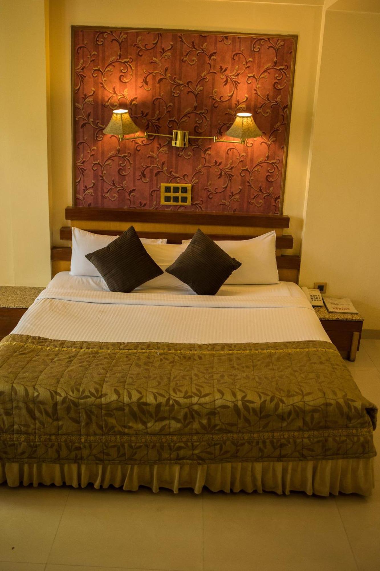 Hotel Deccan Royaale, Shivajinagar Pune Luaran gambar